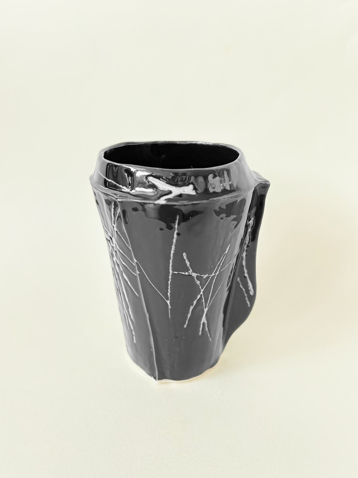WILD VASE (MIDDLE/BLACK)