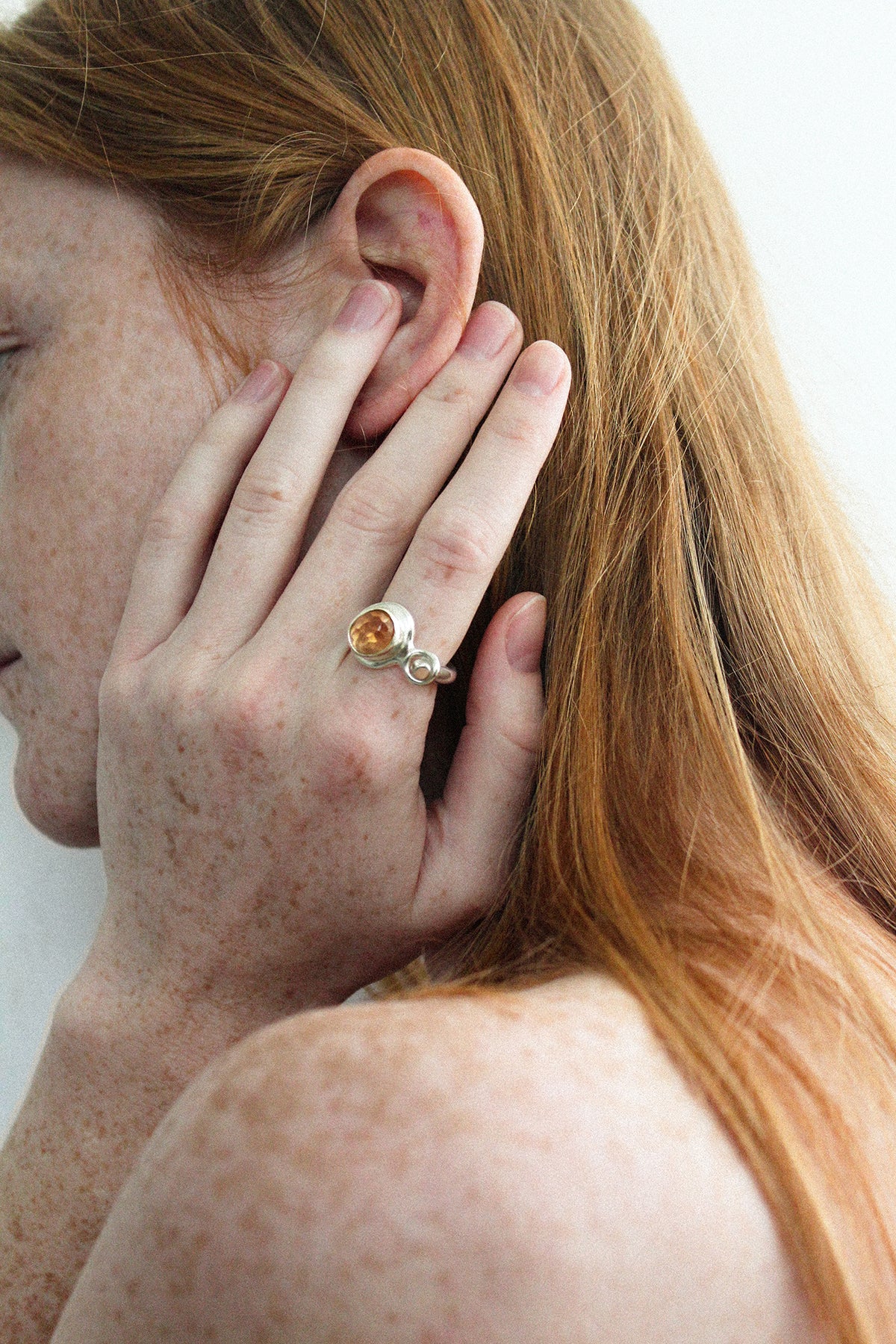 HOUSE OF SHIFFON CITRINE LOOP RING
