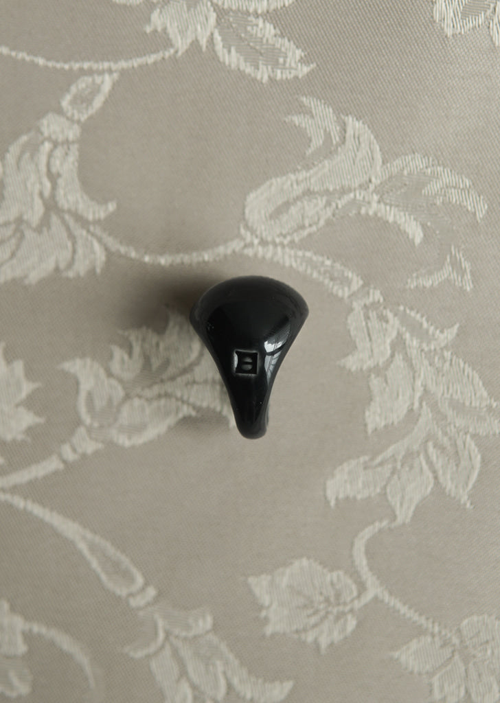 Oiks Ring in Black
