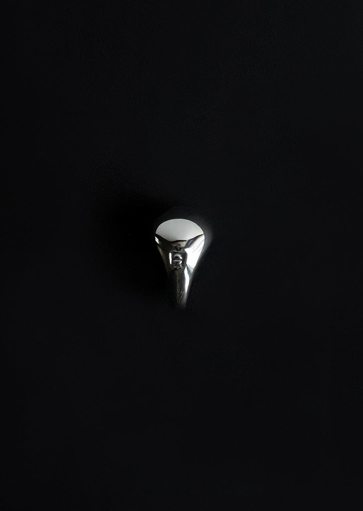 Oiks Ring in Platinum