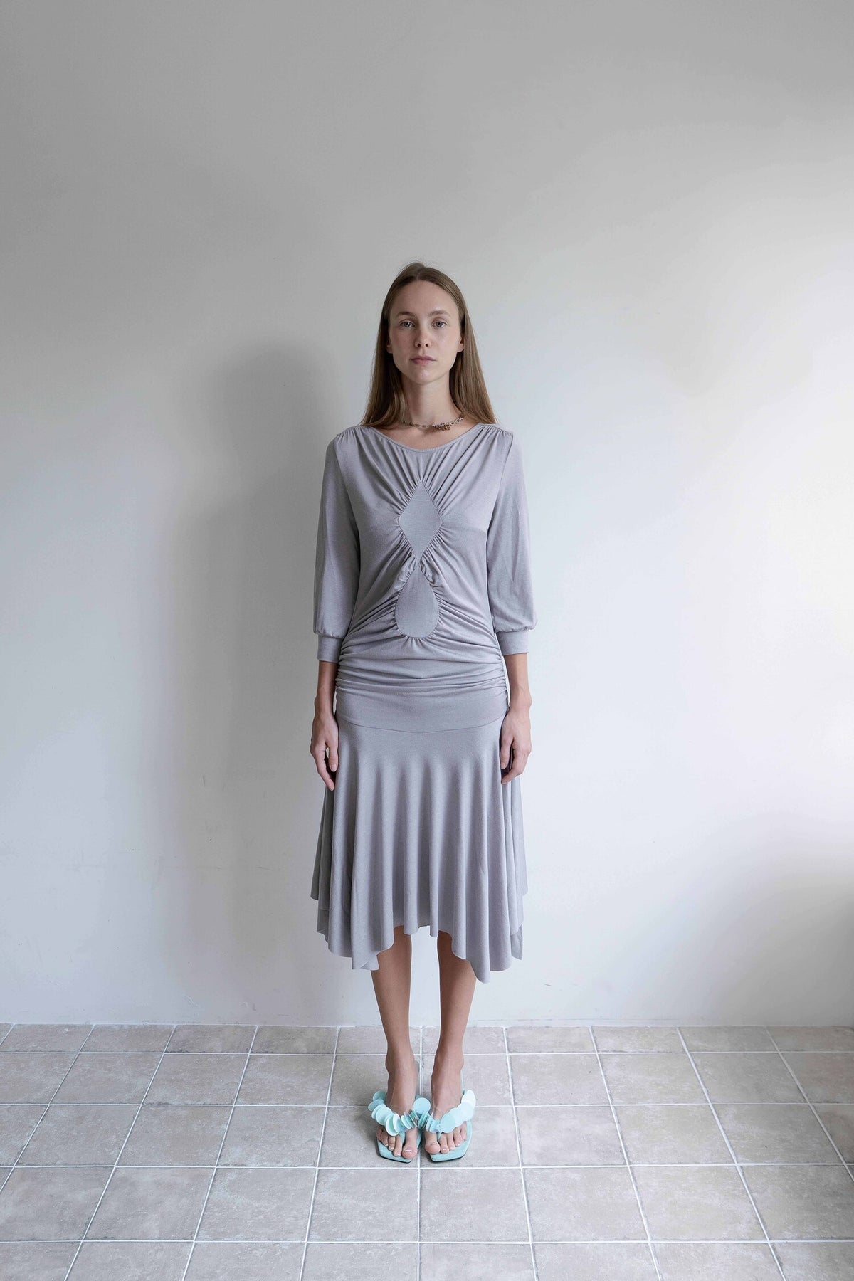 EARLY EVENING DRESS (Glitter Gray)
