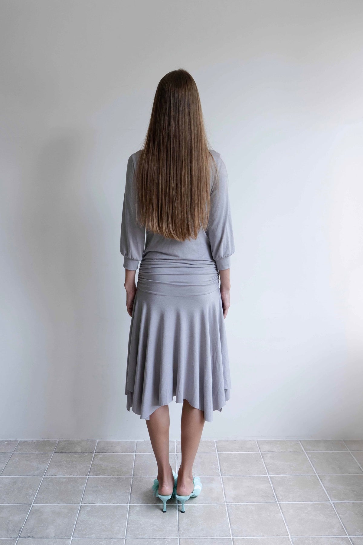 EARLY EVENING DRESS (Glitter Gray)