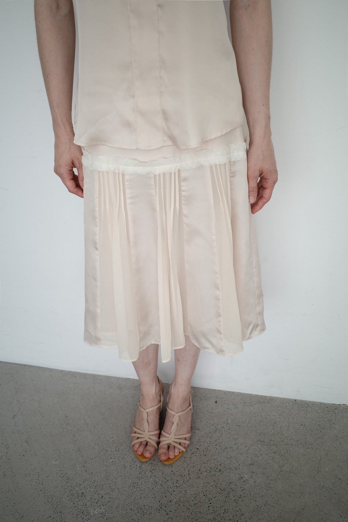 ORB APPLIQUE SKIRT (Apricot)