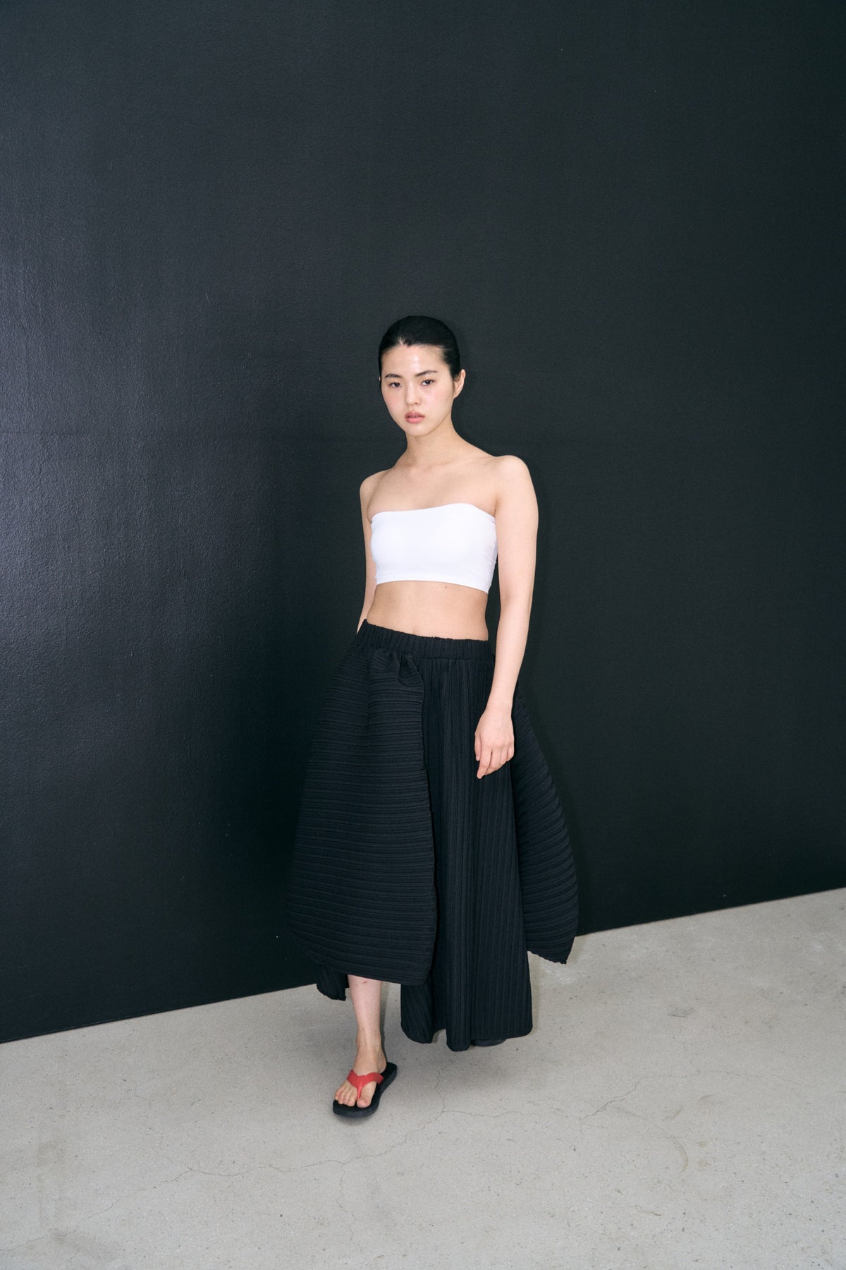 THYSEOUL Unbalance Skirt (Black) — black