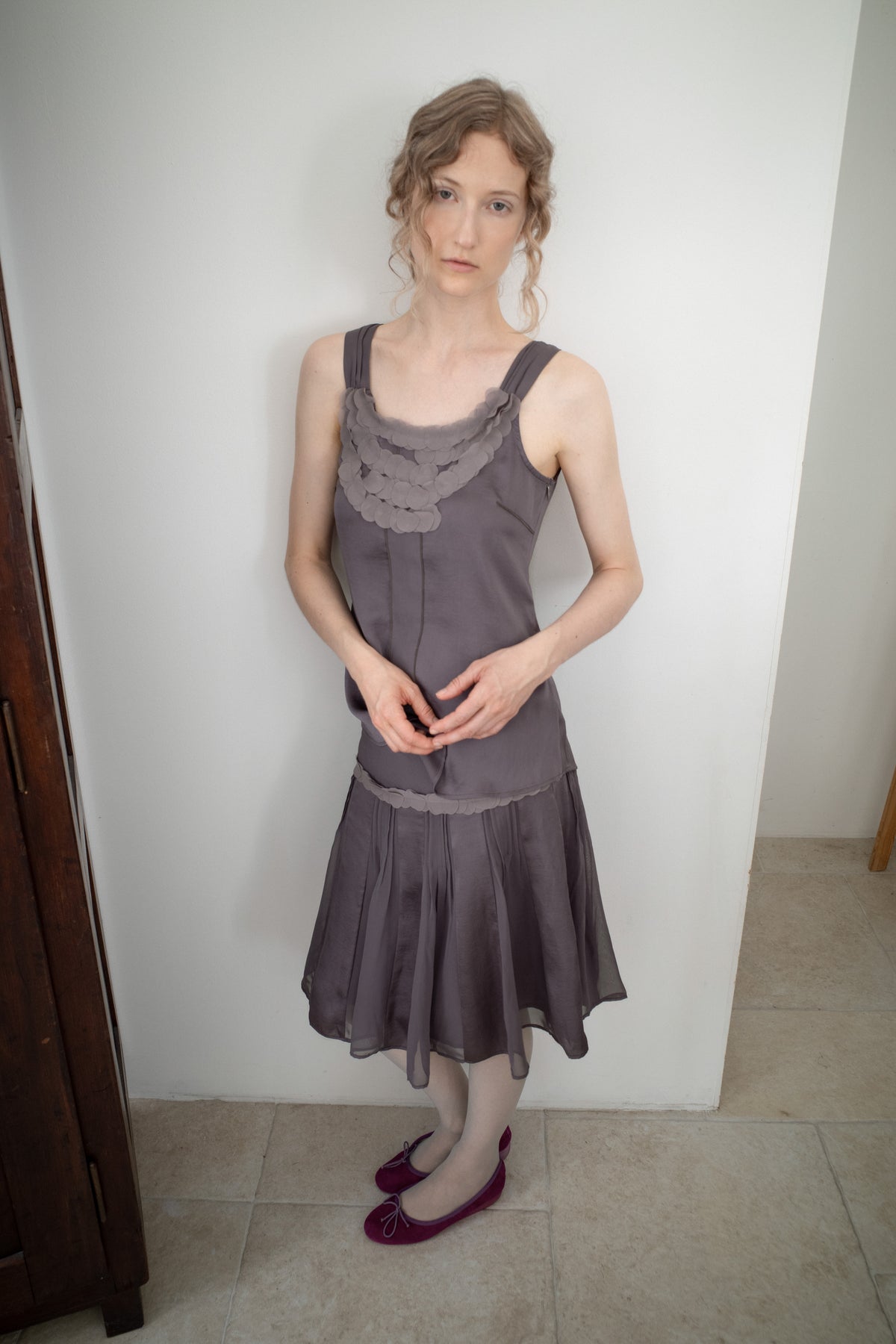 ORB APPLIQUE SKIRT (Charcoal)