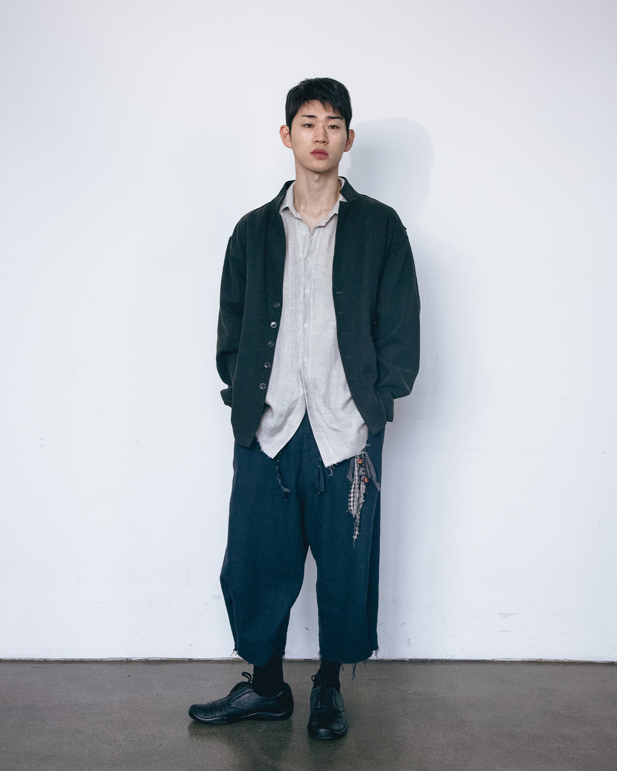 Braid Belted Crop Pants (Navy)