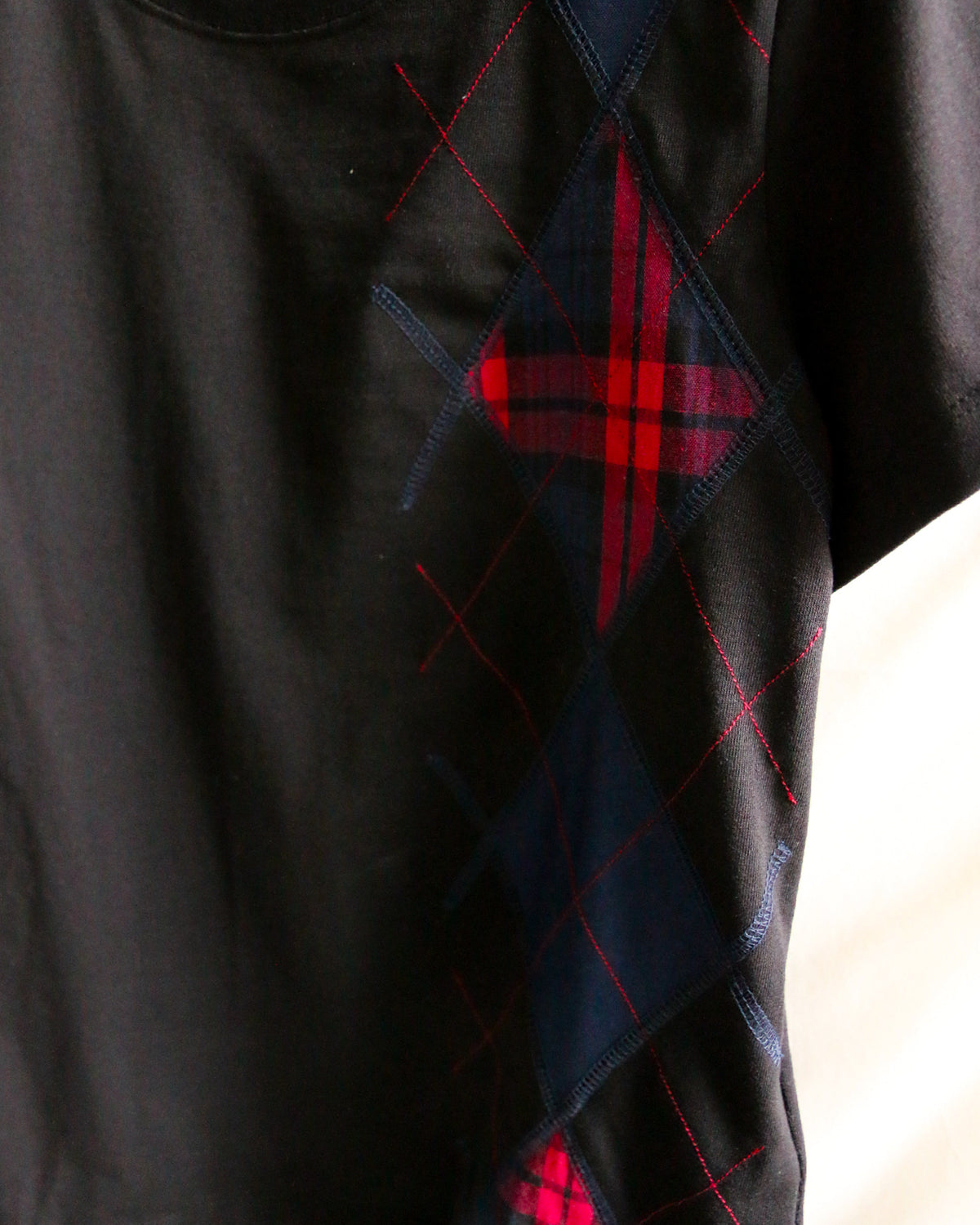Rustic Argyle Tee (Black)