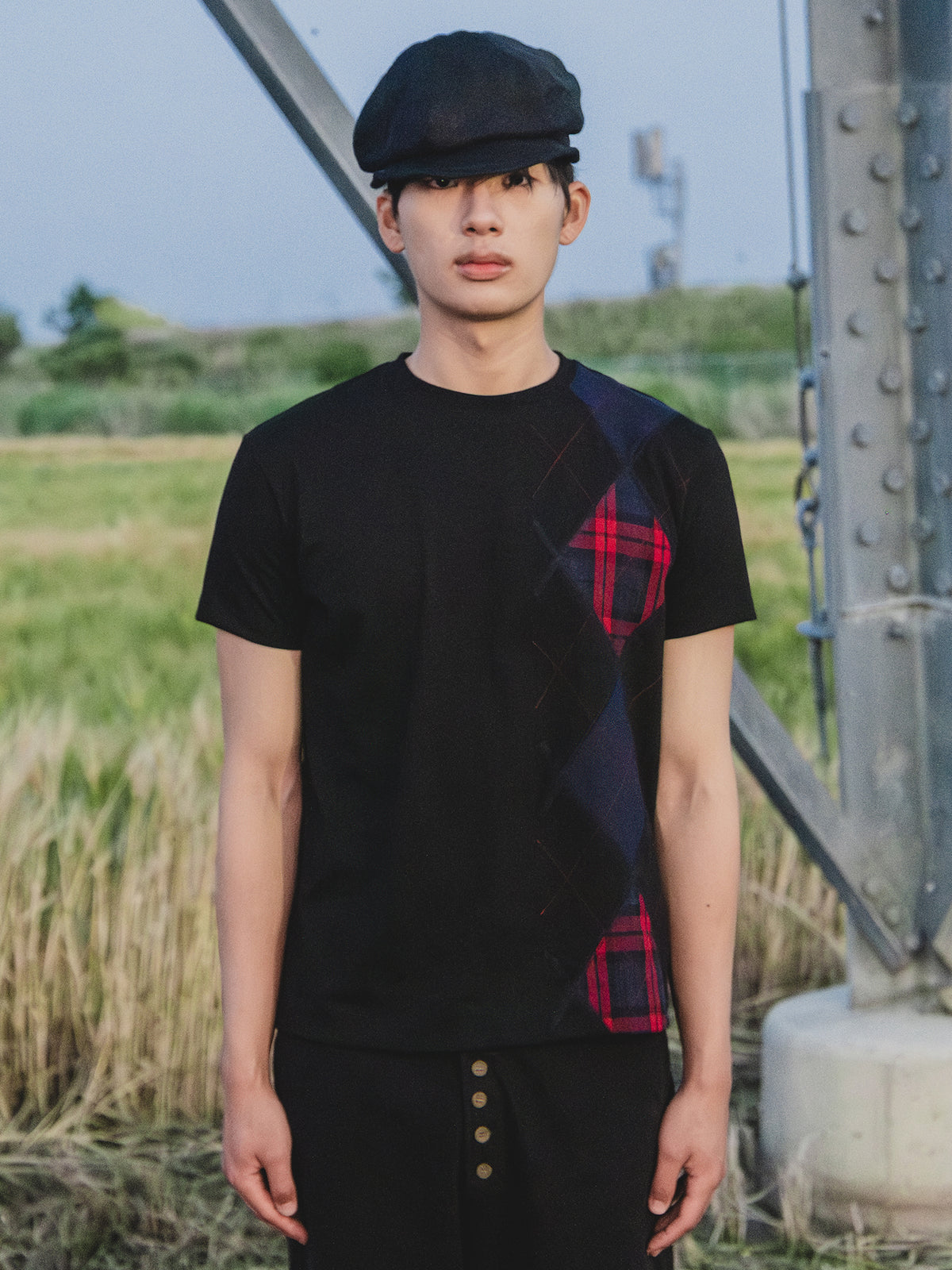 Rustic Argyle Tee (Black)