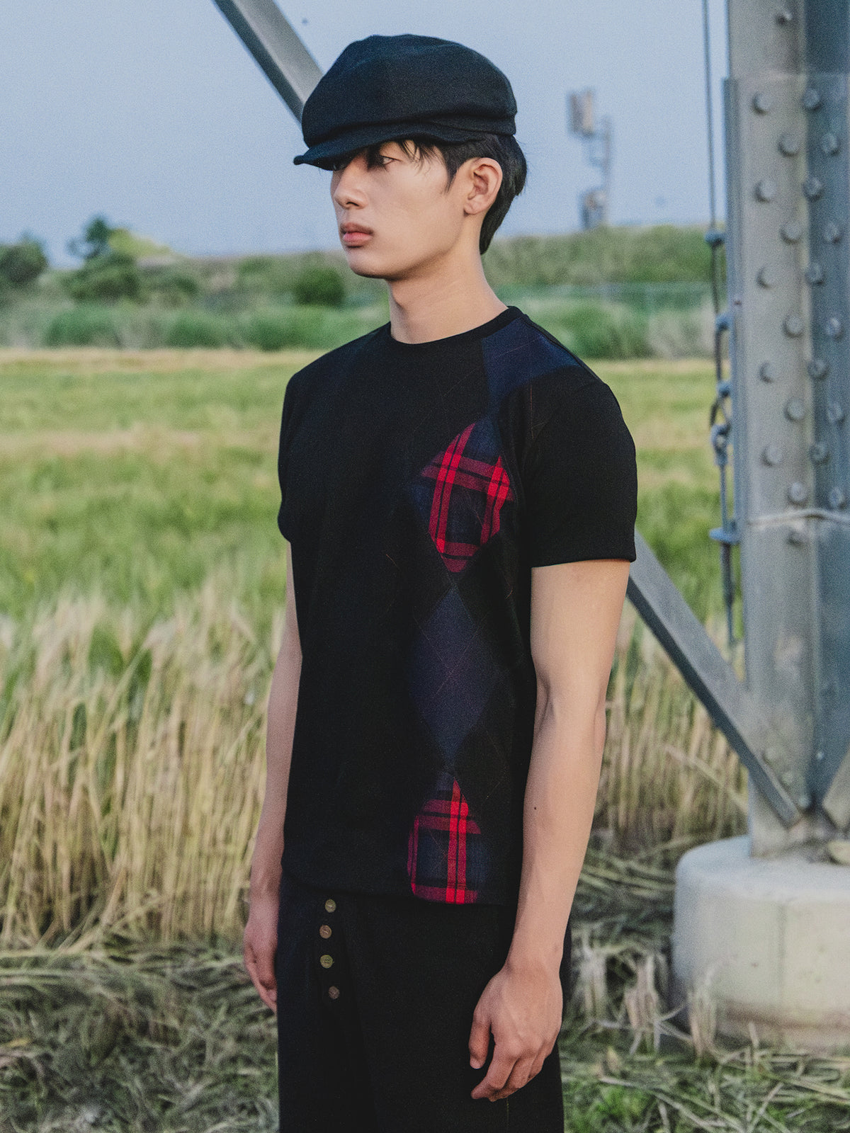 Rustic Argyle Tee (Black)