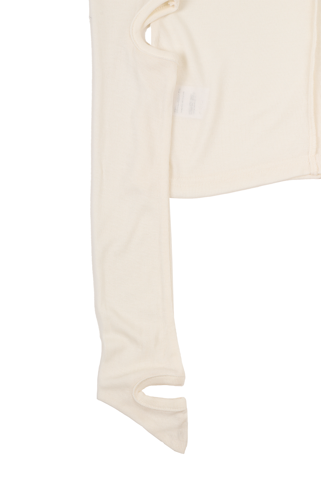 PUNCTUM 4-gate sleeve white detail 3