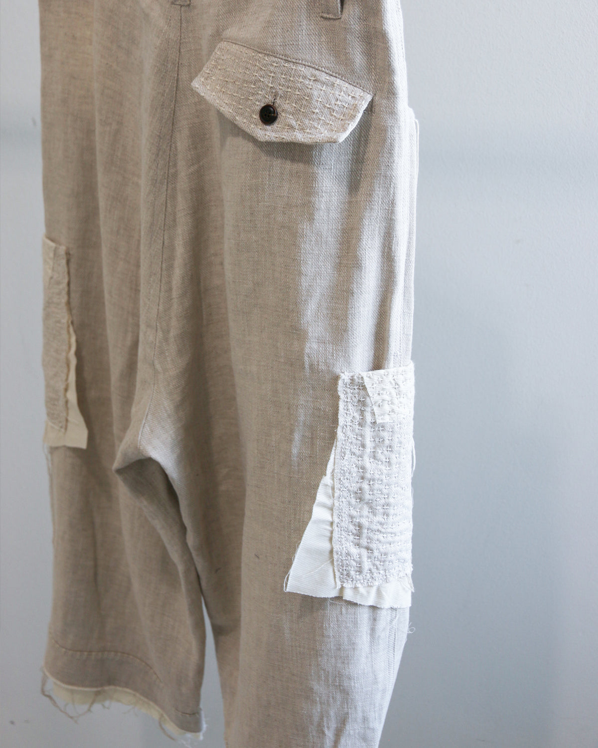 AUROKAWA Cross Stitch Crop Pants — Natural