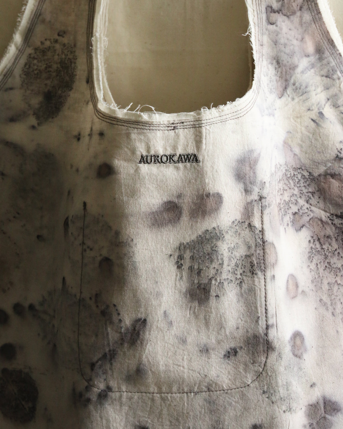 Frayed Rose Dye Tote — Beige