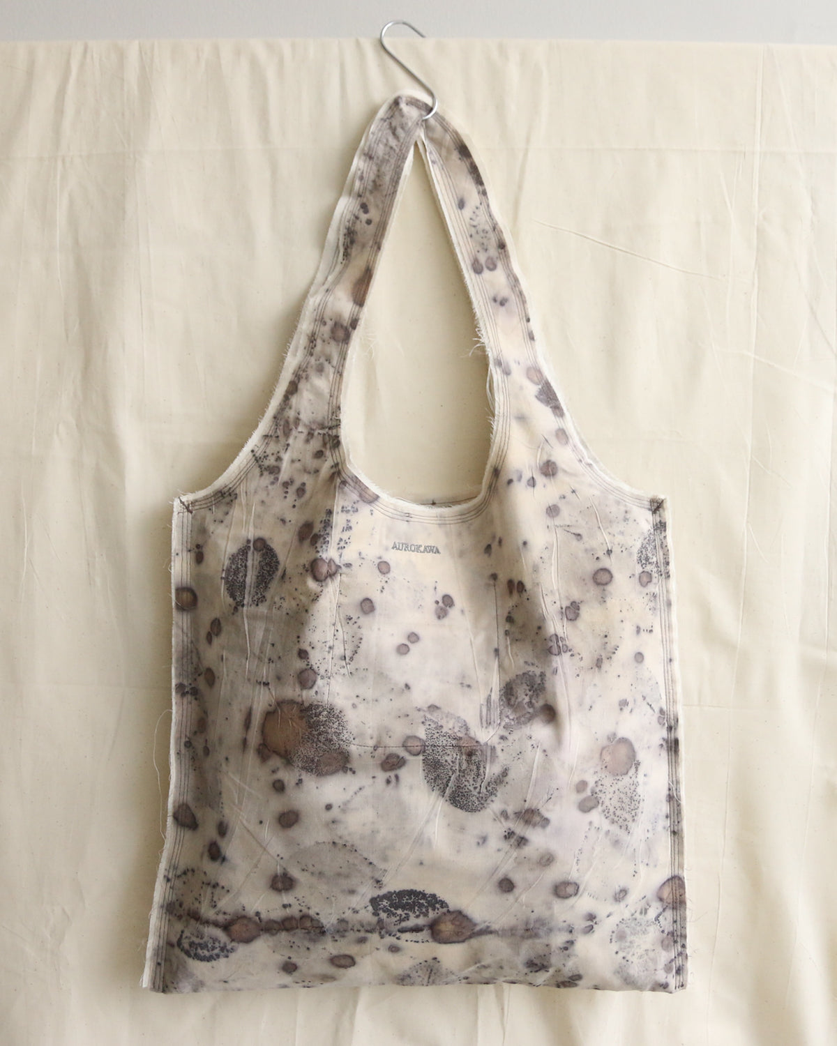 Frayed Rose Dye Tote — Beige