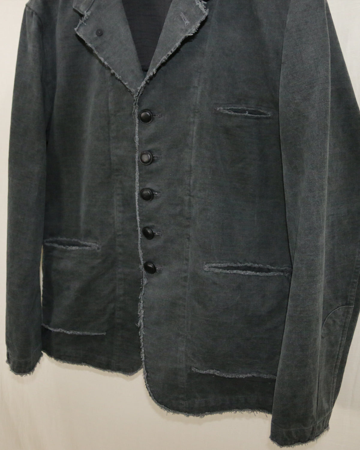 AUROKAWA Frayed Washed Origin Jacket Charcoal placket