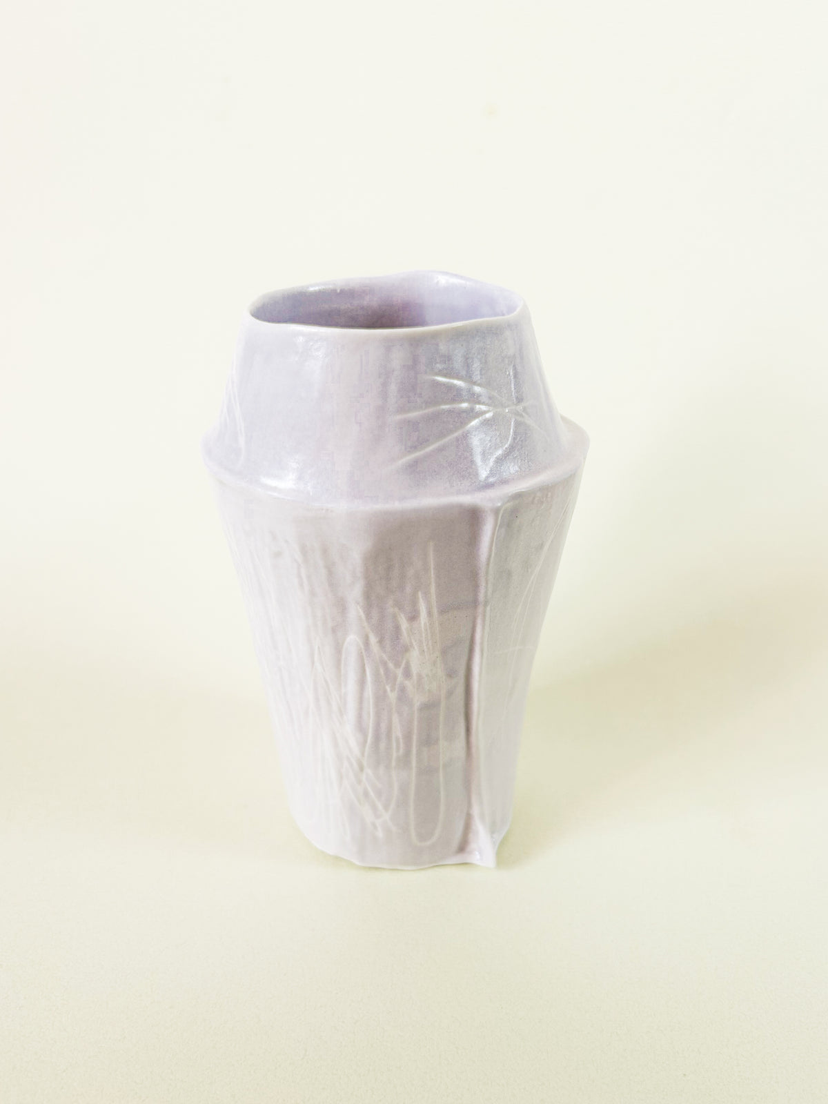 WILD VASE (LONG/PALE PURPLE)