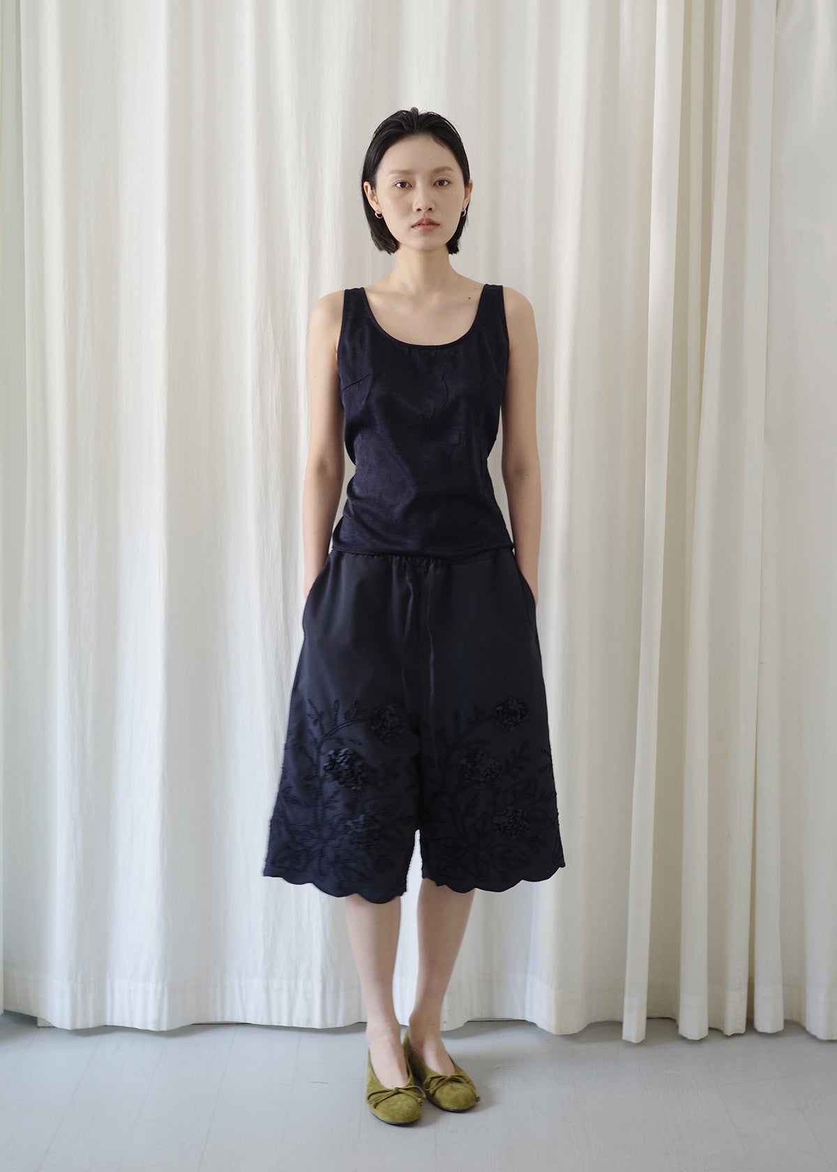 HWI WRINKLE TOP — NAVY