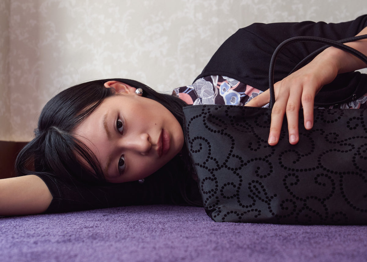 Nymph Tote Bag (Black)