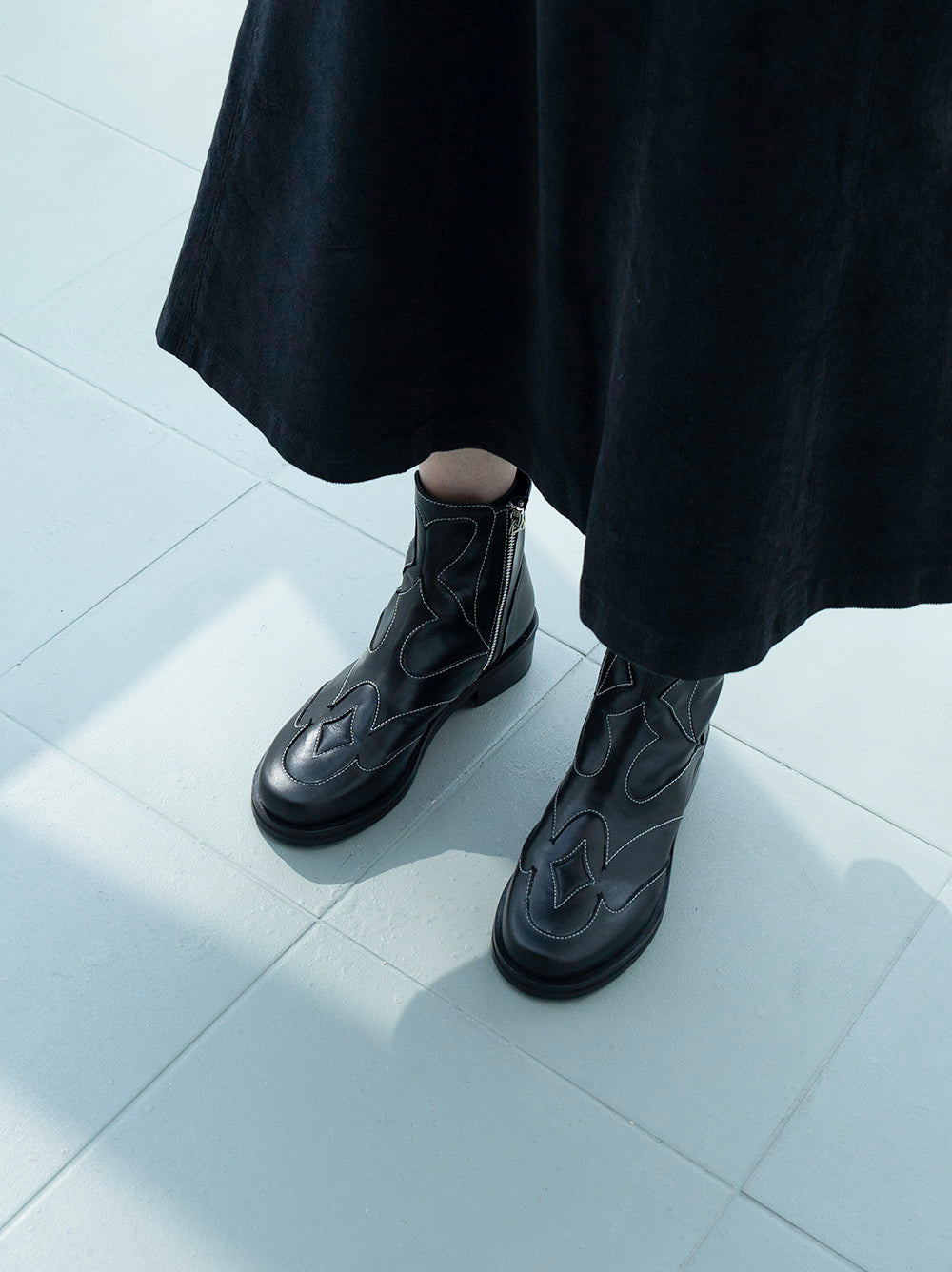MOORE Londi Ankle Boots Black