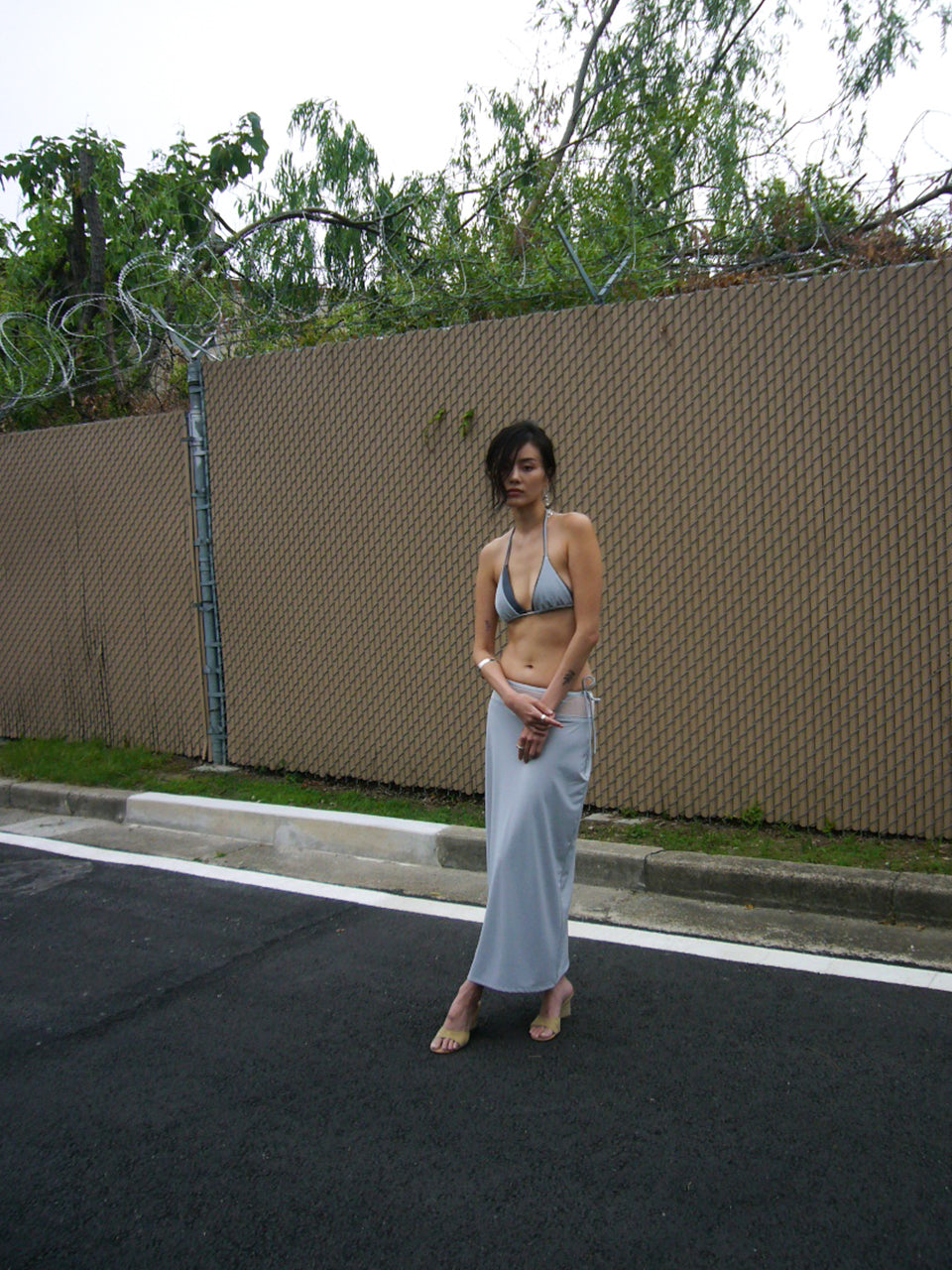 PERSONAL LANGUAGE Floating skirt Dove grey front