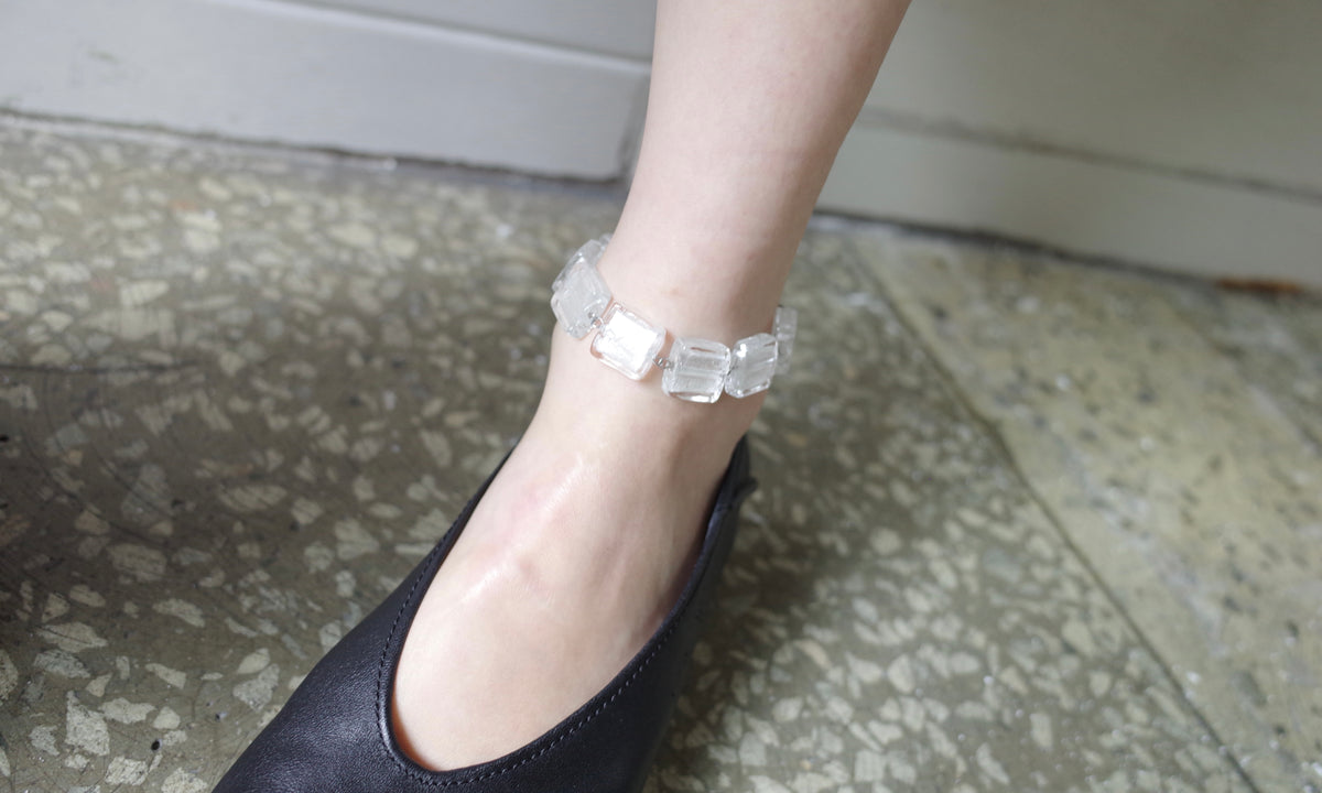 sacred.t Foil Laced Crystal Ice 02