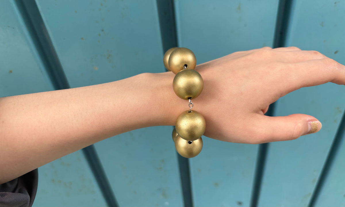 sacred.t Kissed by Champagne Bracelet 02