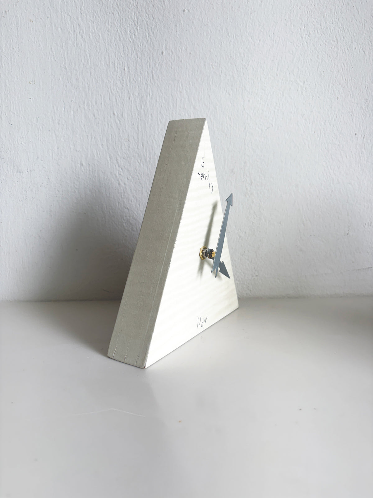 SAKI x SELF COMB NOW Triangle