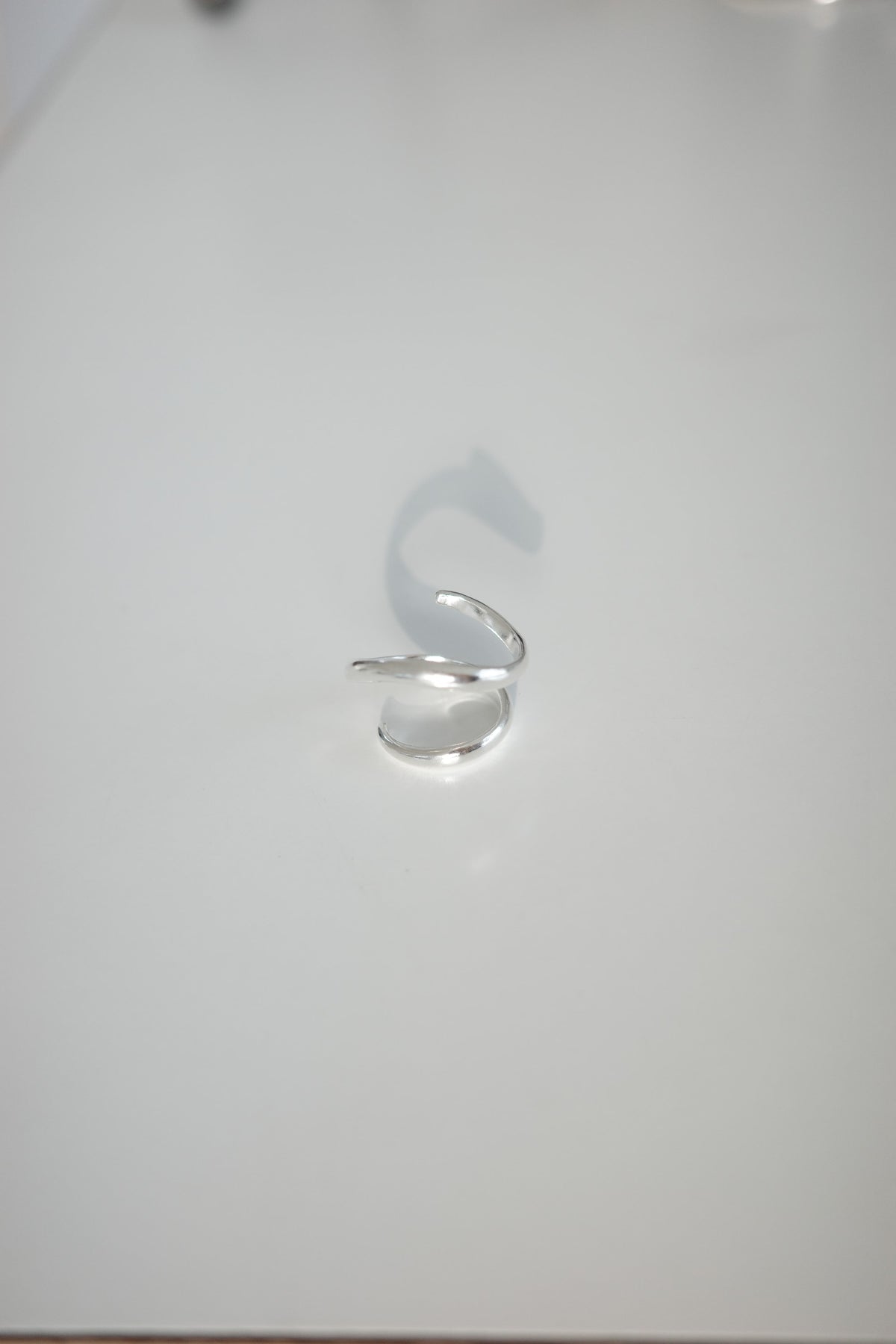 SENSE OPTIC CRETE RING — Silver