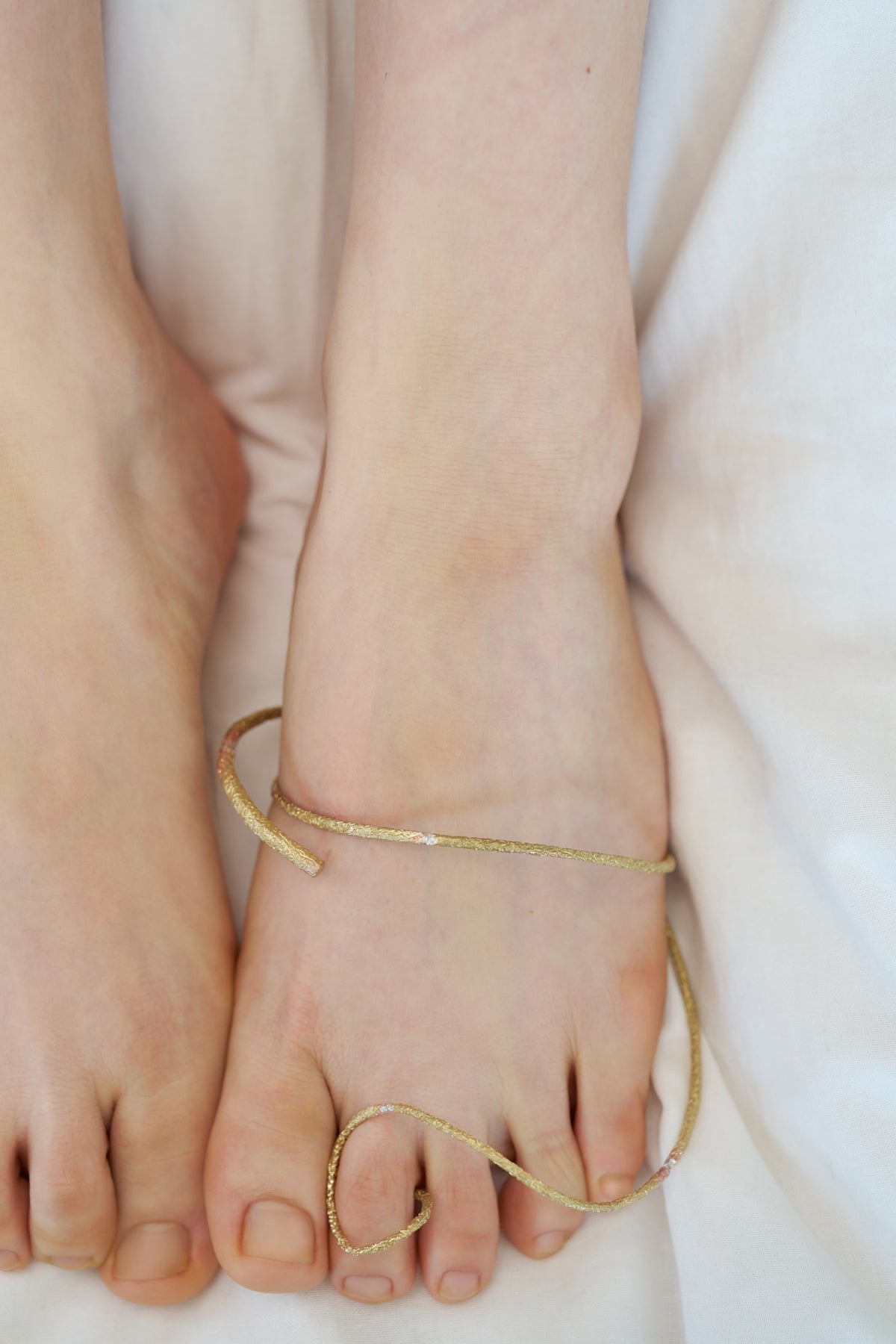 SENSE OPTIC SPIRITUS BODY ORNAMENT — 14K Gold