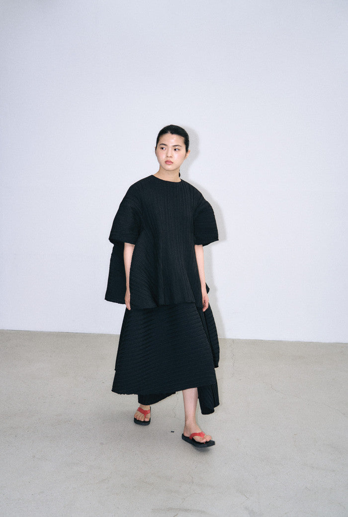 THYSEOUL Unbalance Blouse (Black)