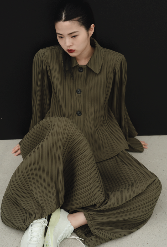 THYSEOUL Unbalance Jacket (Khaki)