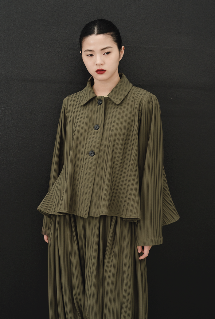 THYSEOUL Unbalance Jacket (Khaki)
